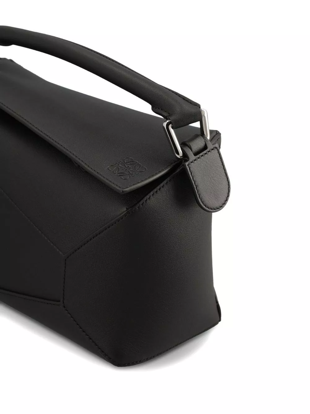 Loewe Borsa a mano in pelle Puzzle Edge small, view 2