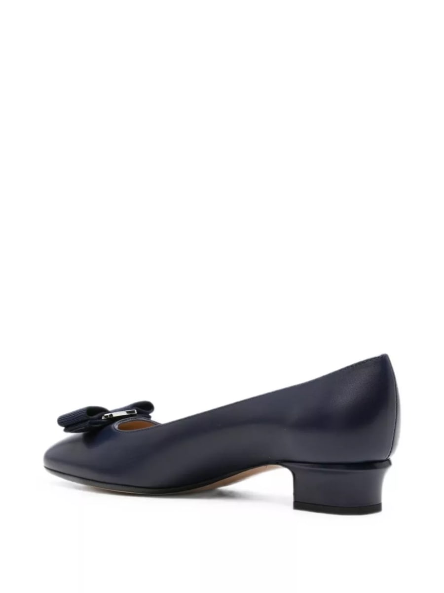 Ferragamo Pumps in pelle, view 2