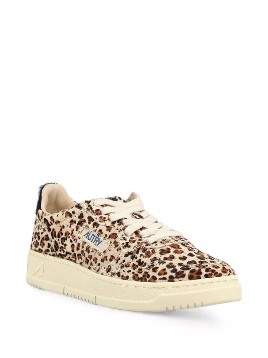 Autry Sneakers Medialist Low, view 2