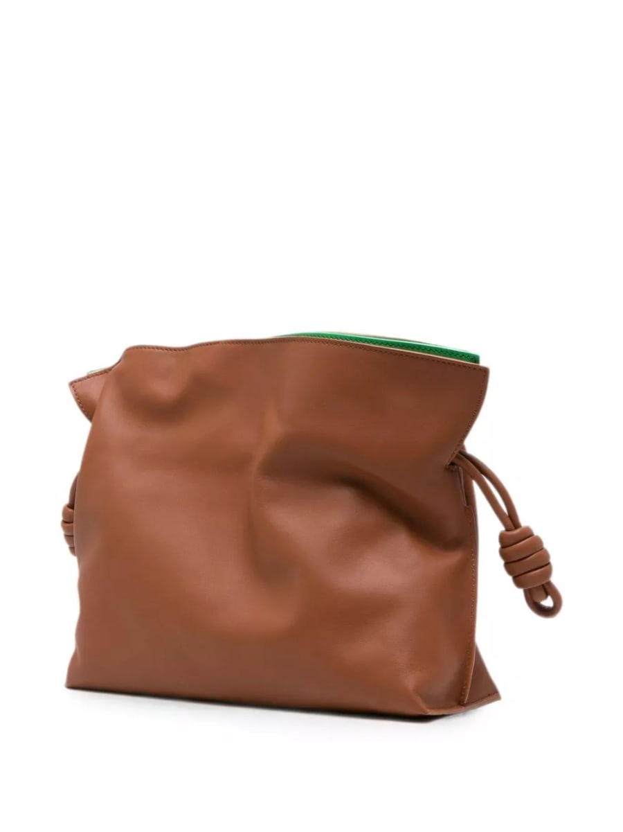 Loewe Clutch media in pelle Flamenco, view 4