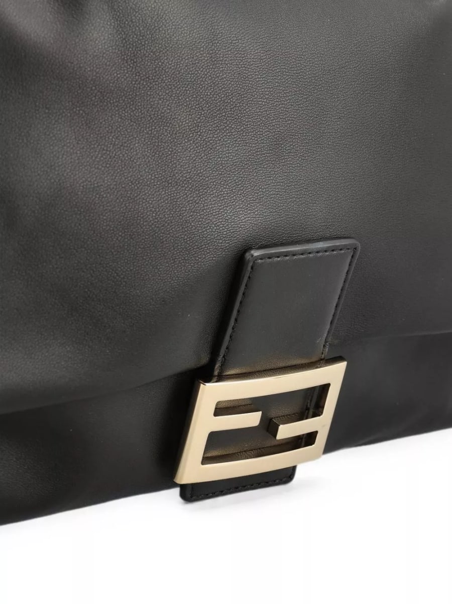 Fendi Baguette grande borsa a spalla in pelle, view 3