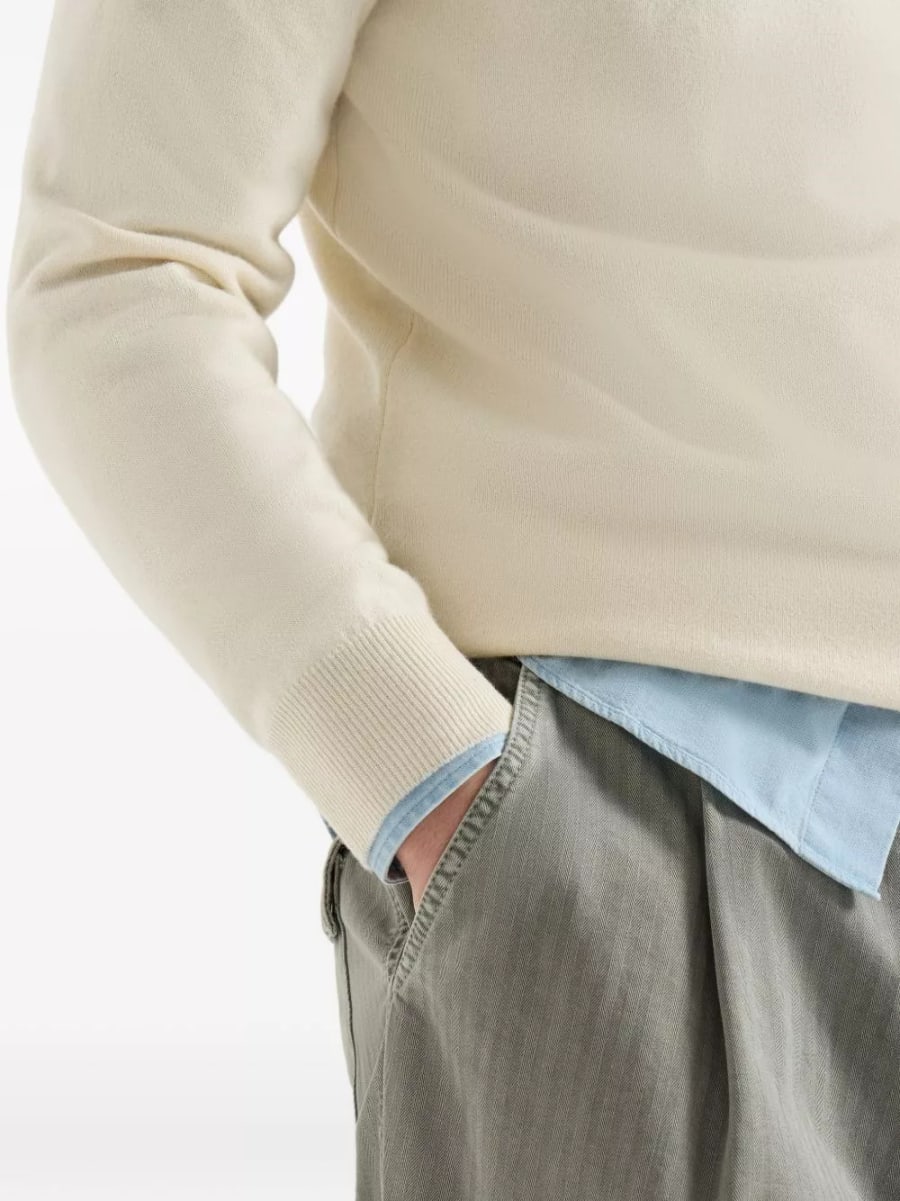 Brunello Cucinelli Maglione in cashmere a collo alto, view 2