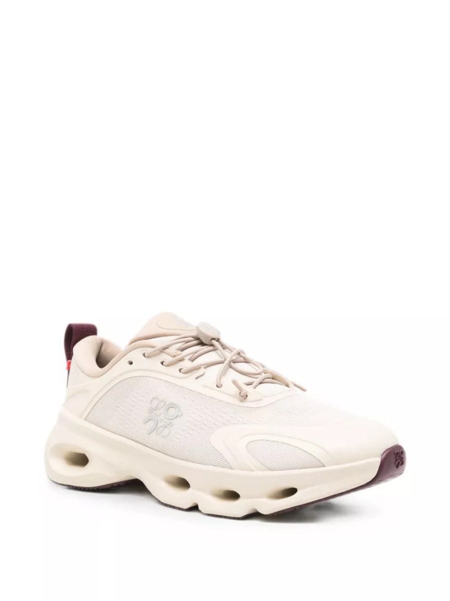 Loewe x on Sneakers Cloudsolo, view 4