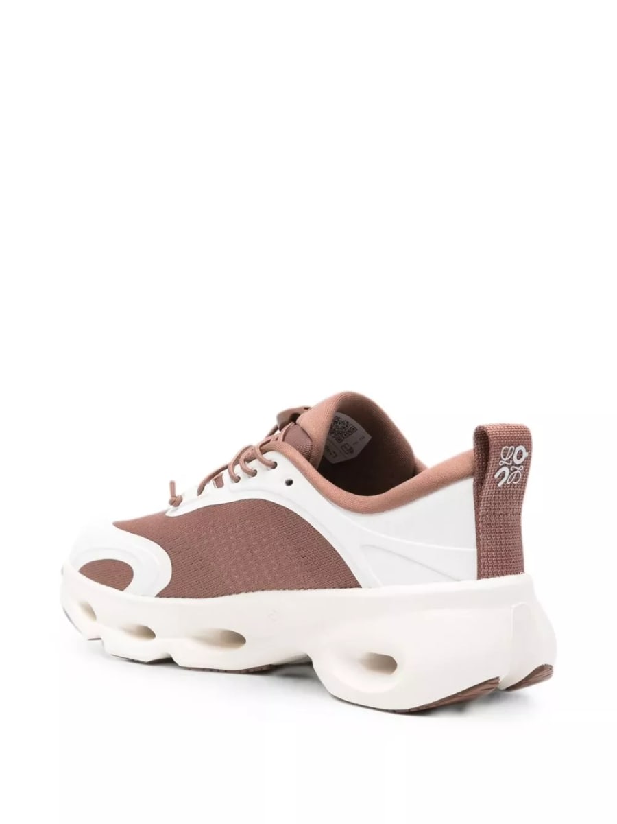 Loewe x on Sneakers Cloudsolo, view 3