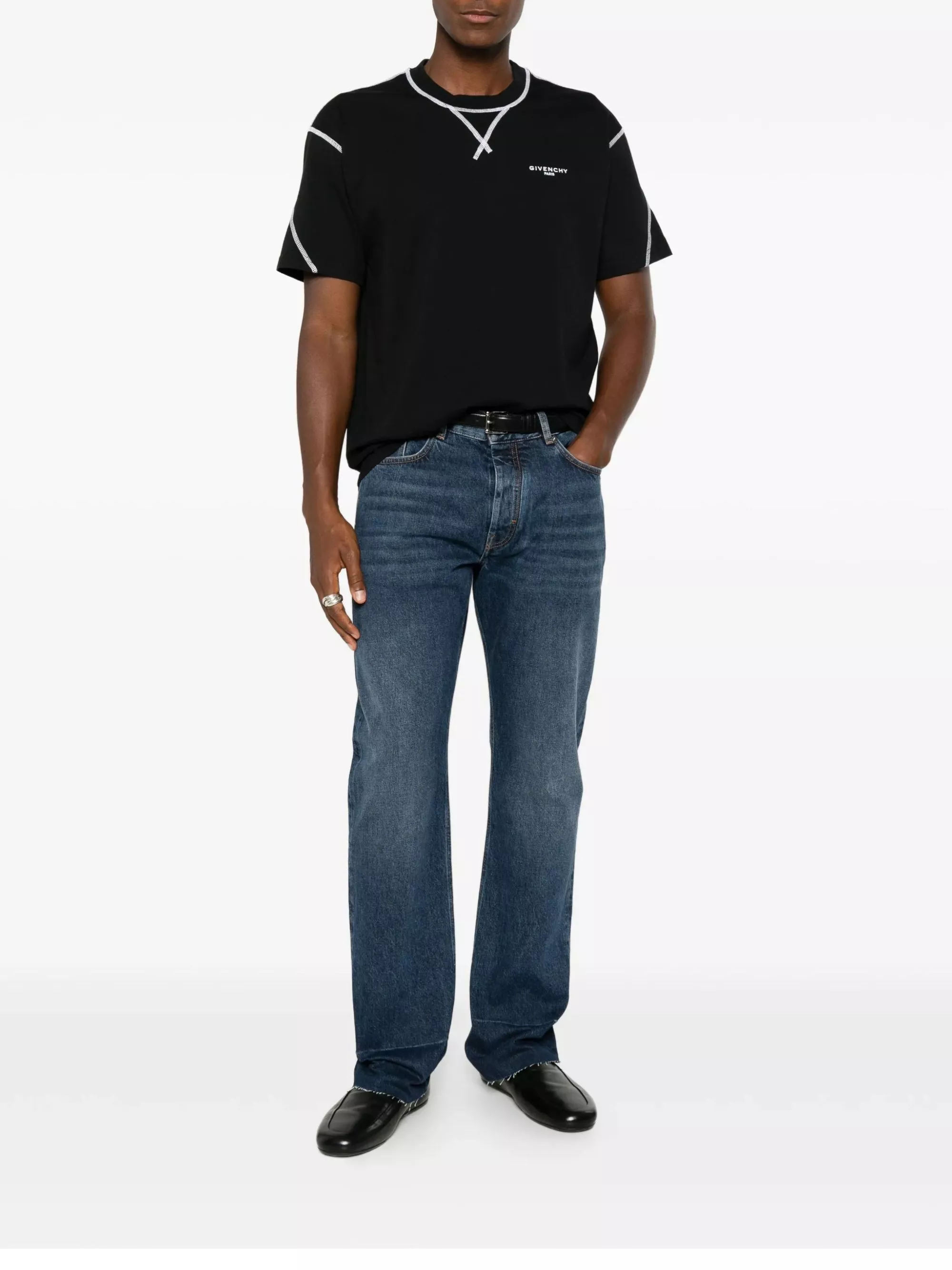 Givenchy T-shirt logo, view 2