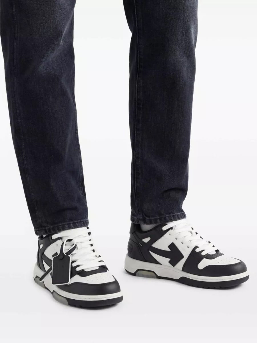 Off-White Sneakers in pelle Out Of Office, view 5