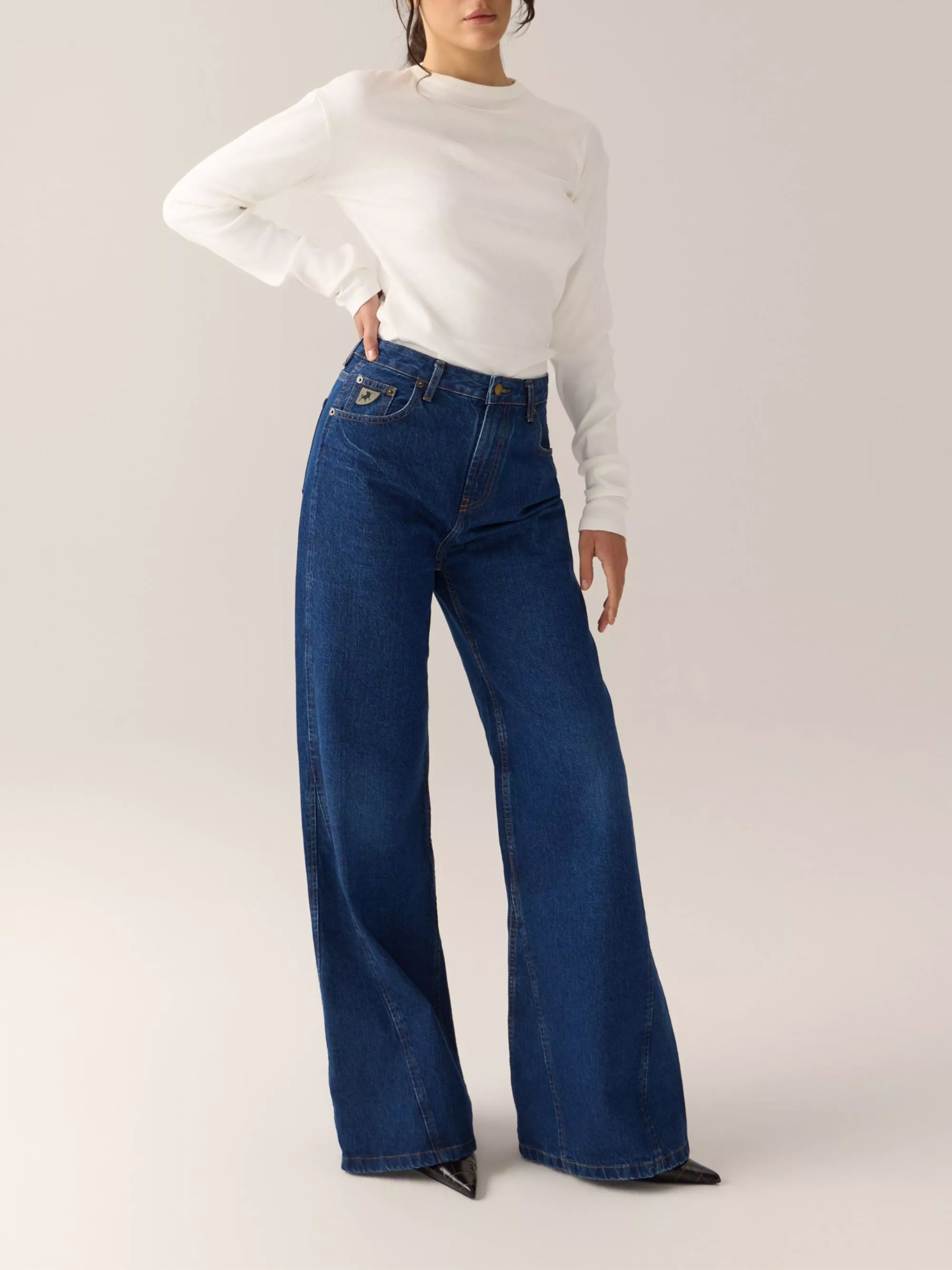 Lois Jeans Skater, view 2
