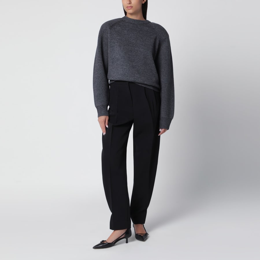 THE FRANKIE SHOP Maglia grigia scura in misto lana, view 2