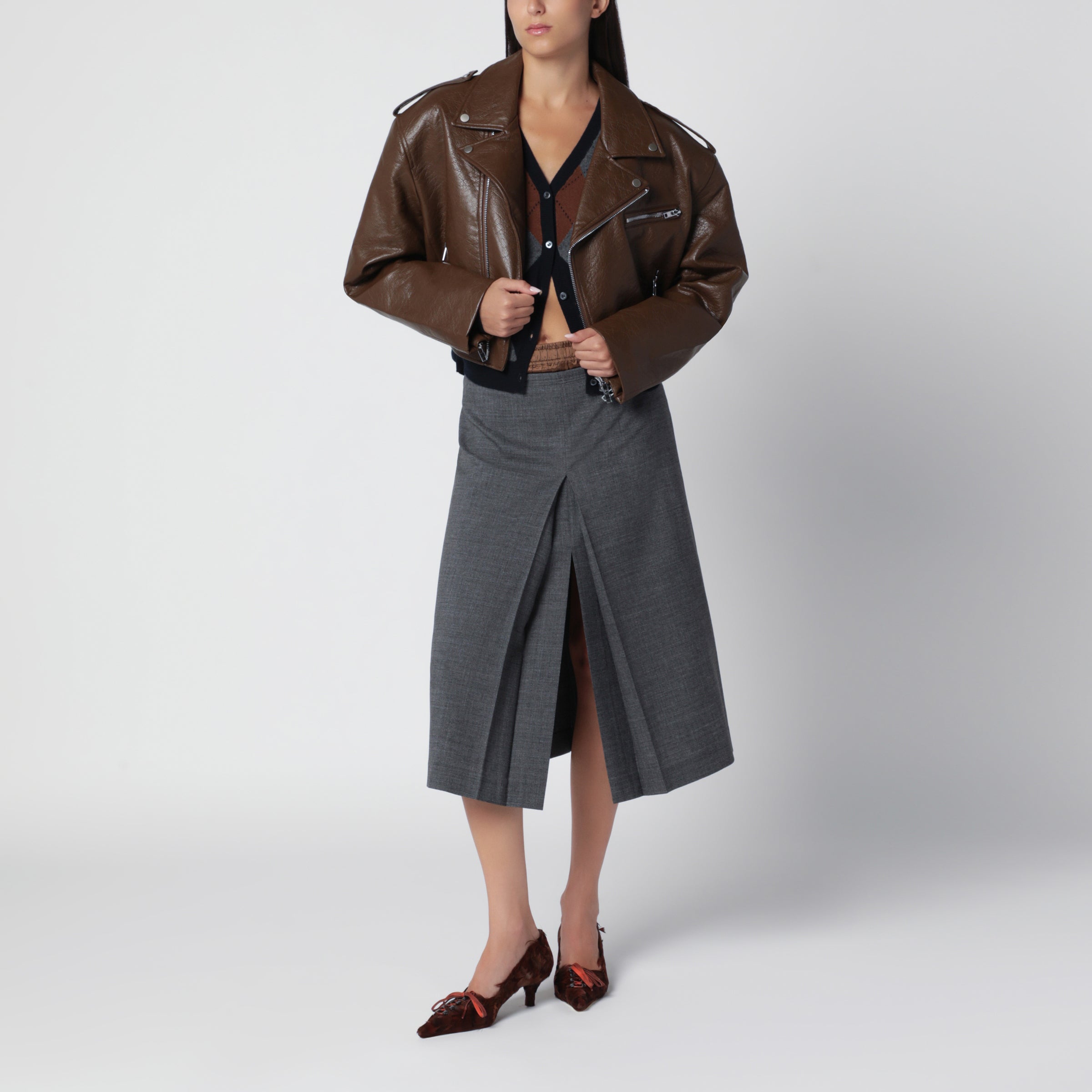 THE FRANKIE SHOP Giacca biker cropped marrone in ecopelle, view 2