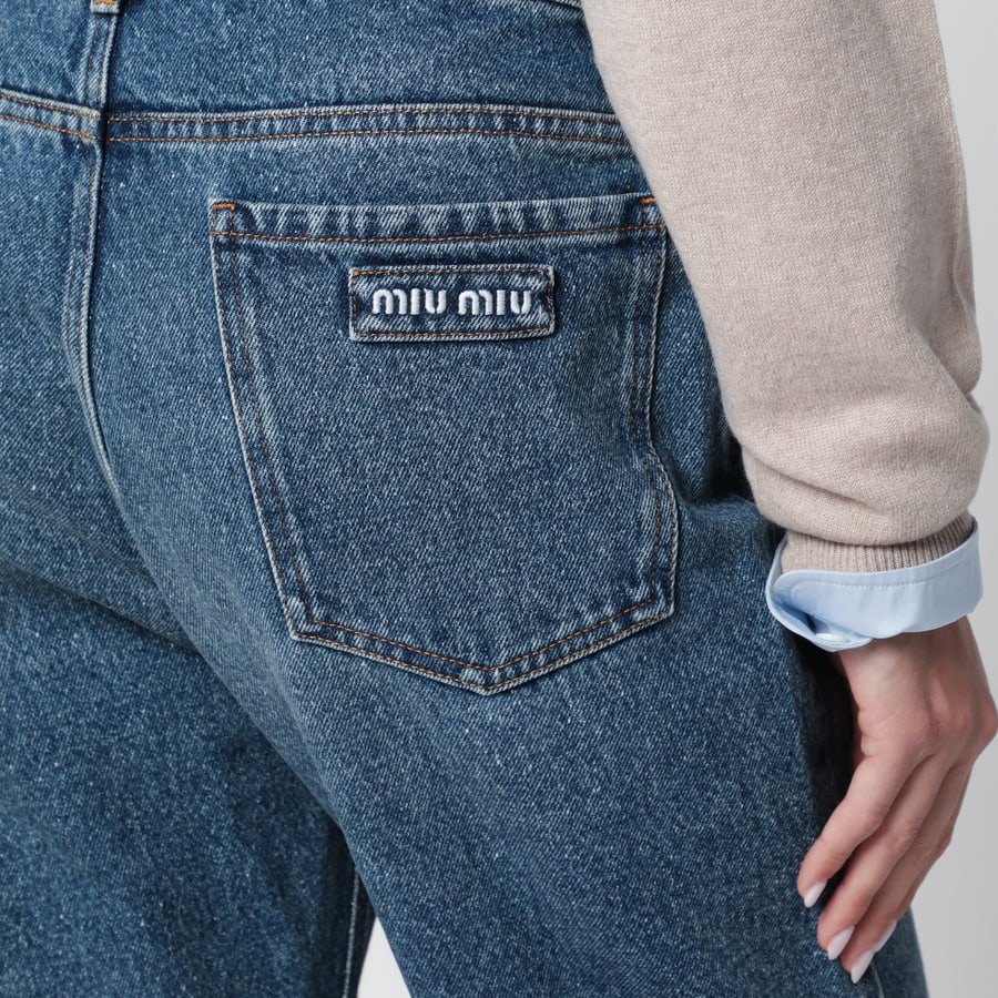 Miu Miu Jeans blu medio con ricamo logo, view 5