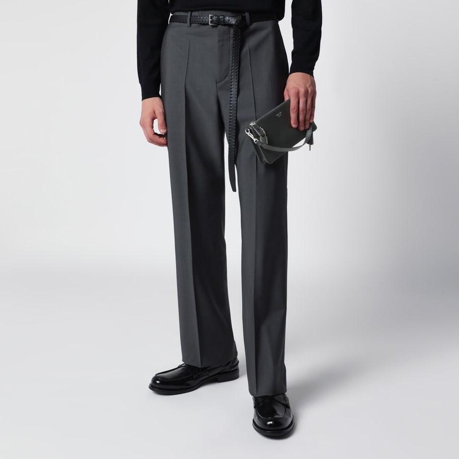 Prada Pouch in pelle anticata nera, view 2