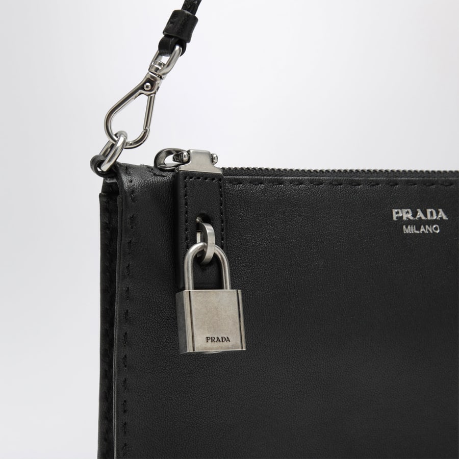 Prada Pouch in pelle anticata nera, view 6