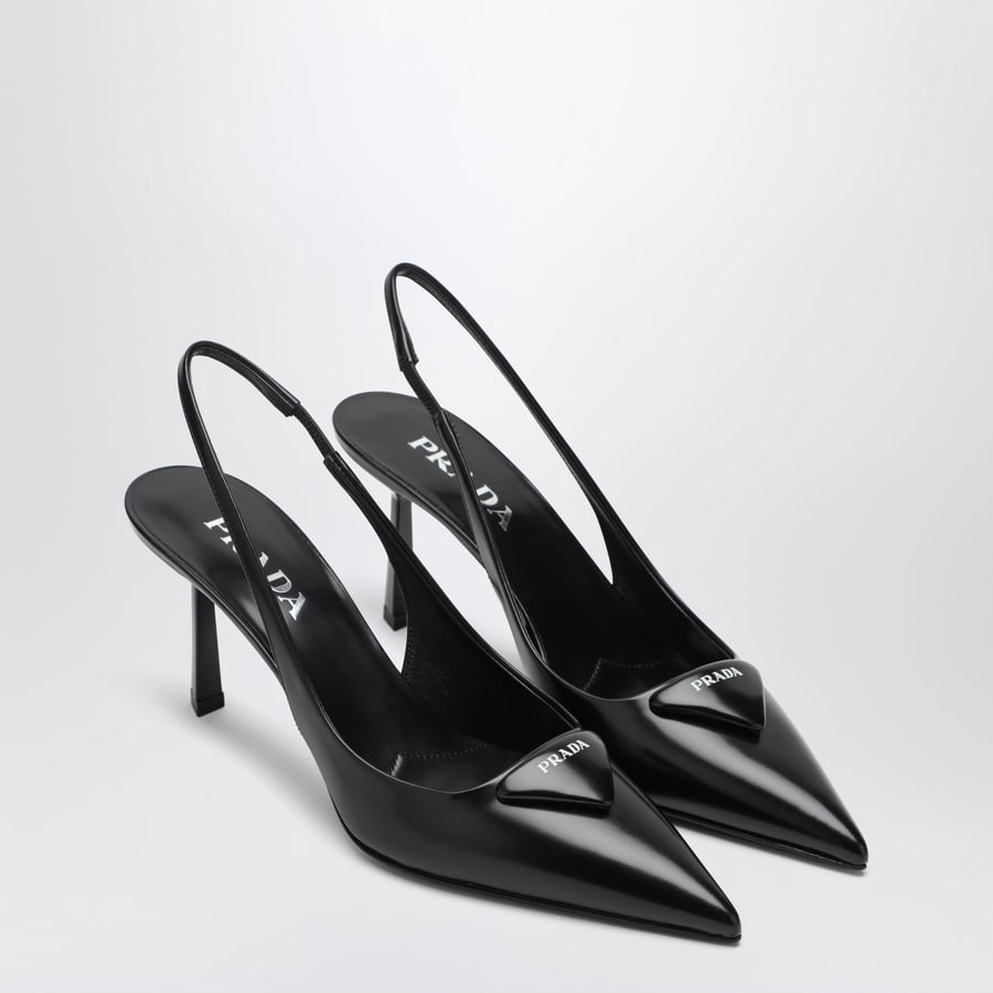 Prada Décolleté slingback nera in pelle spazzolata, view 2