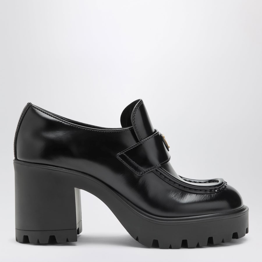 Prada Mocassini con tacco in pelle spazzolata neri