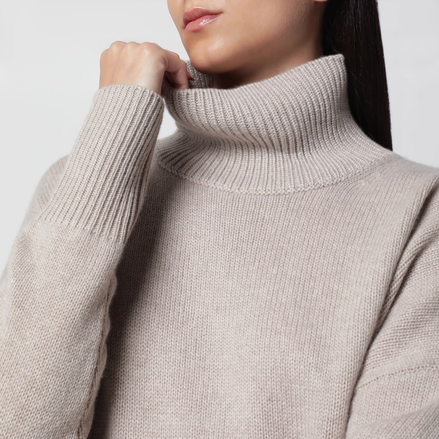 LISA YANG Maglione Heidi in cashmere color sabbia, view 4