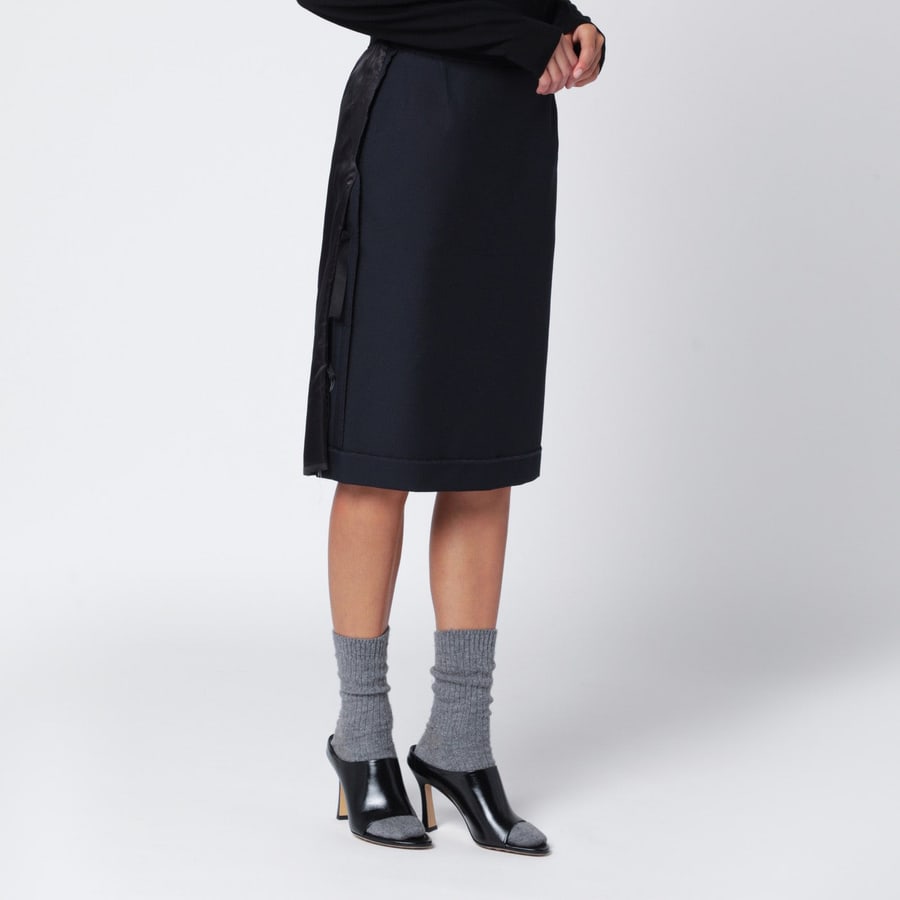 Maison Margiela Gonna blu con pannelli laterali in satin, view 3