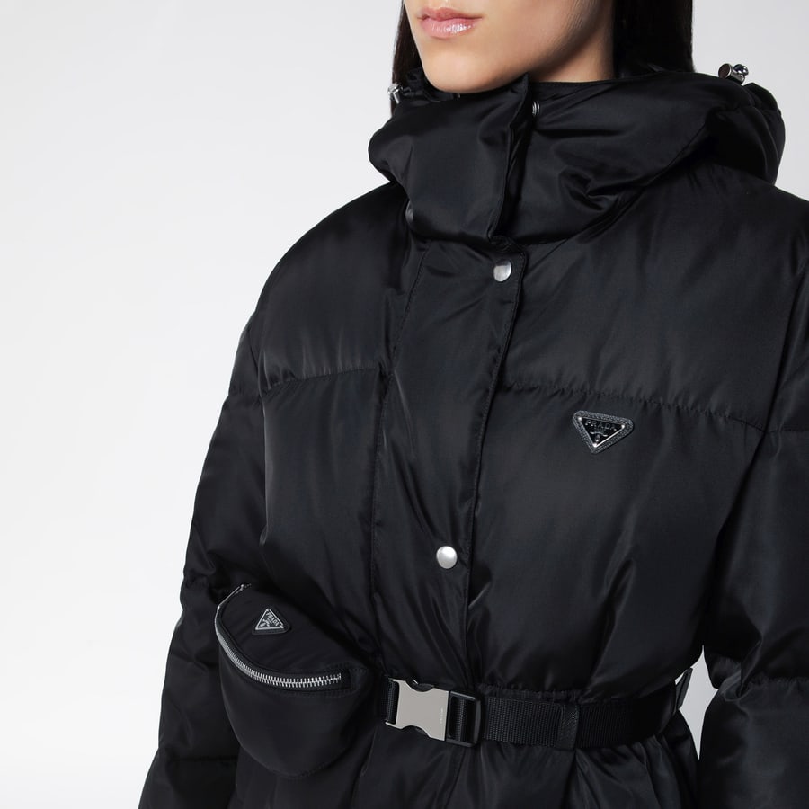 Prada Piumino lungo nero in Re-Nylon con marsupio, view 4
