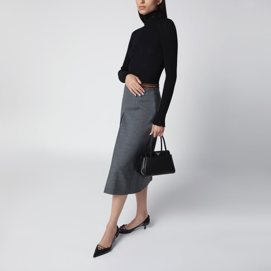 Prada Borsa Passage medium in pelle e Re-Nylon nera, view 2