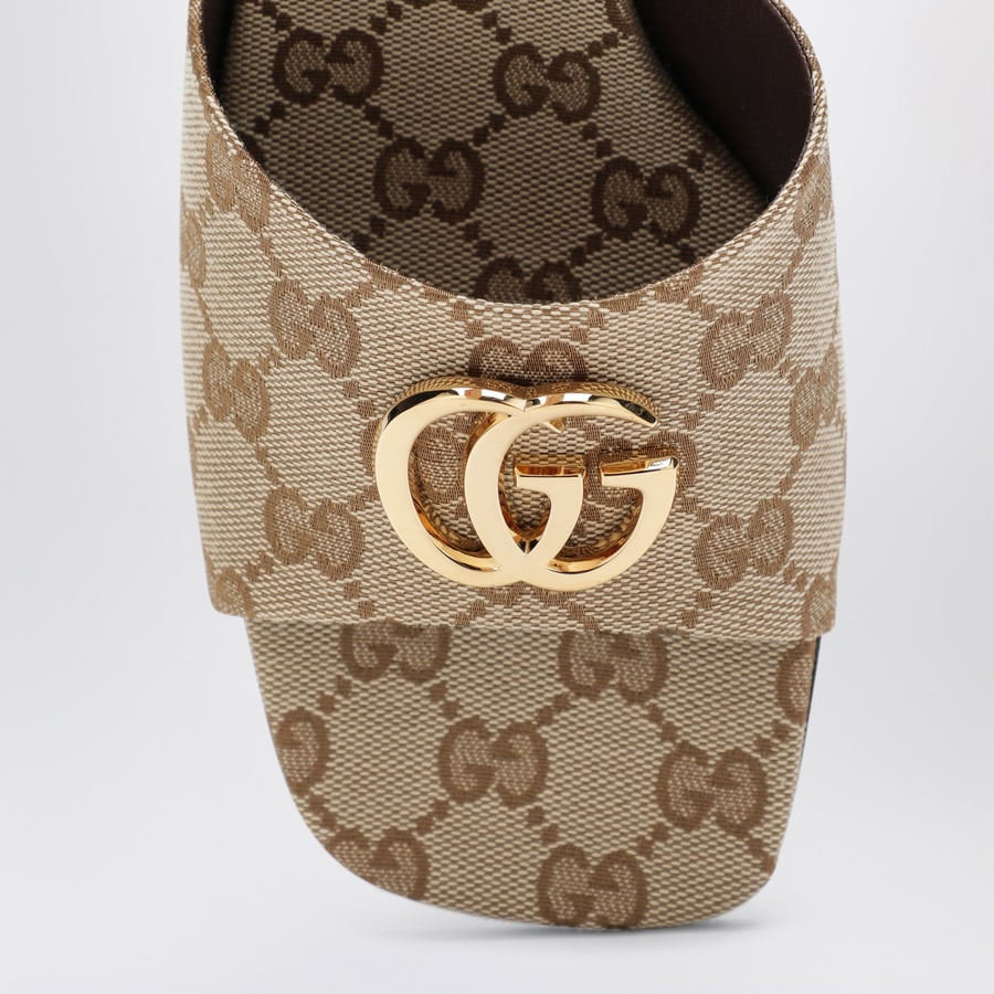 Gucci Sandalo slider con Doppia G in tela GG sabbia, view 3