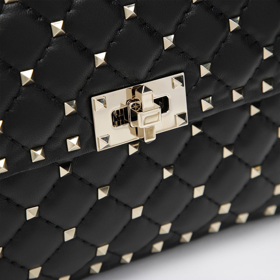 Valentino Garavani Borsa Media Rockstud Spike in Nappa nera, view 6