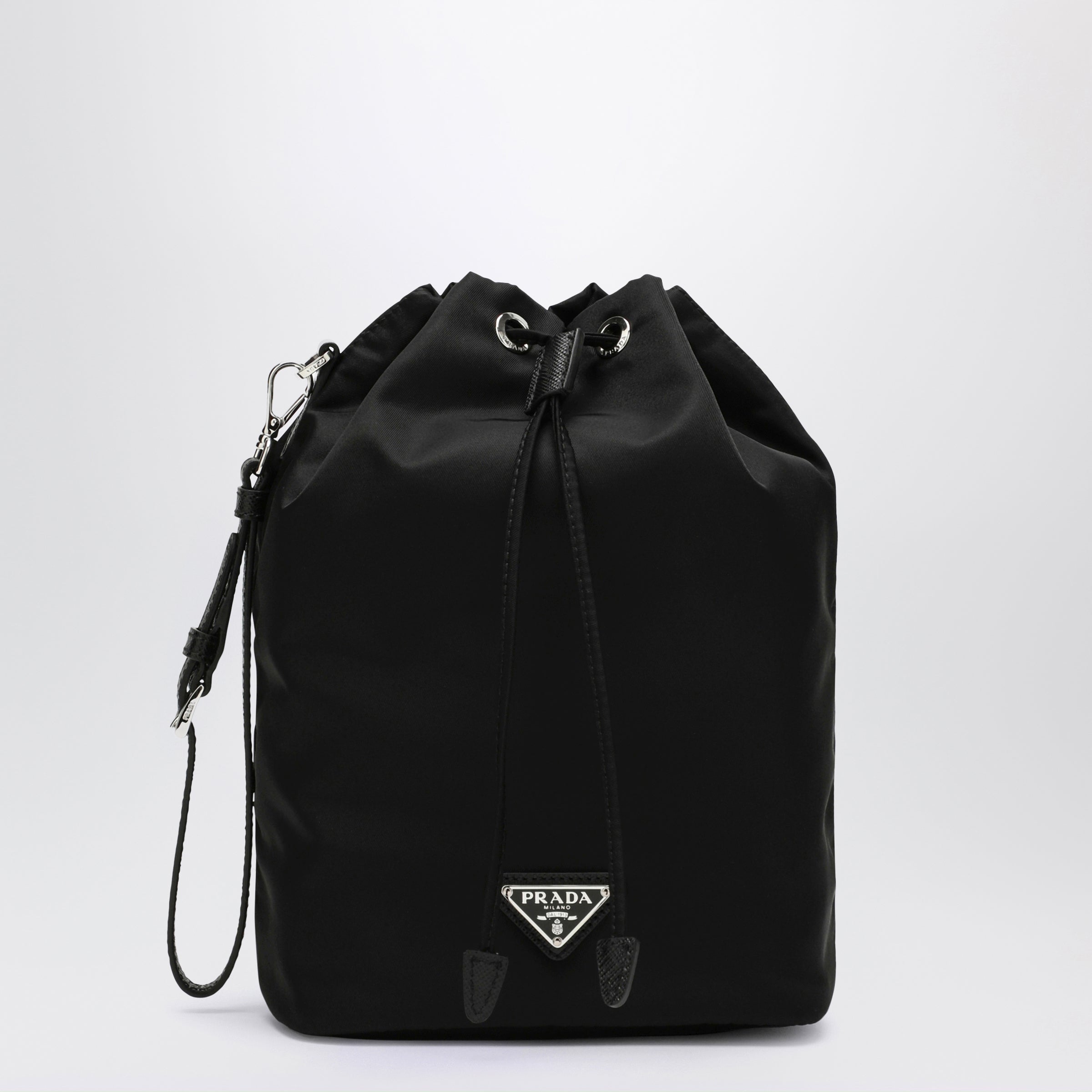 Prada Pouch nera in Re-Nylon