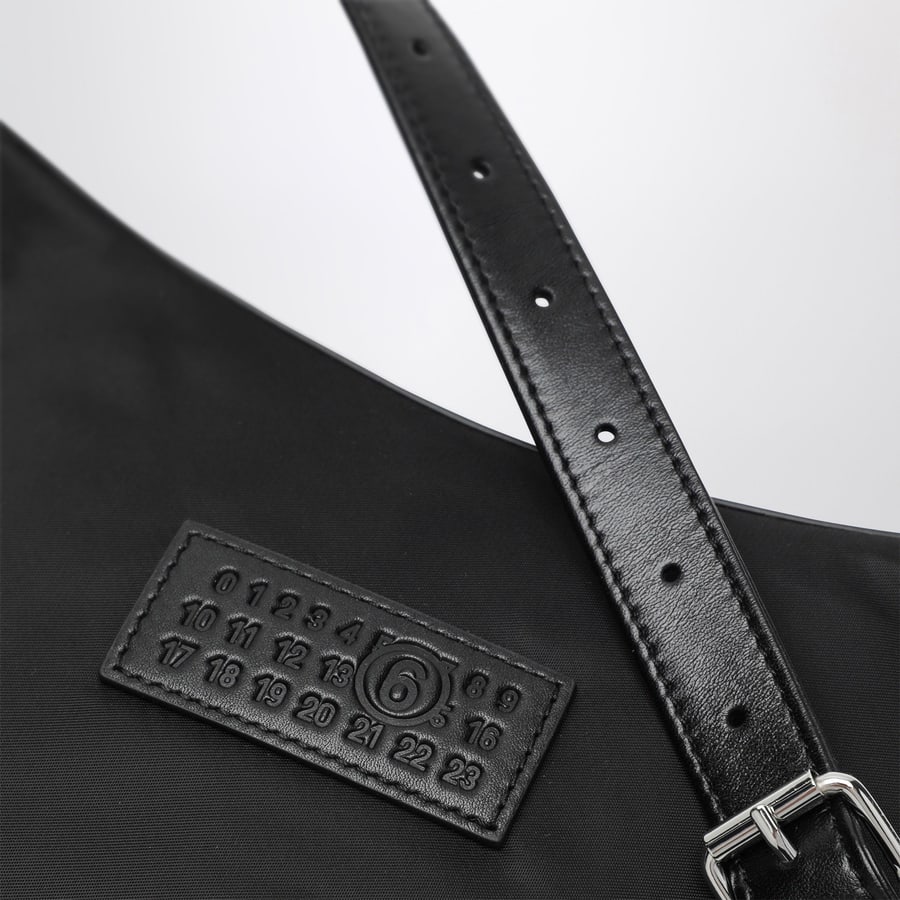 MM6 Borsa a tracolla Numeric Vertical in nylon nera, view 6