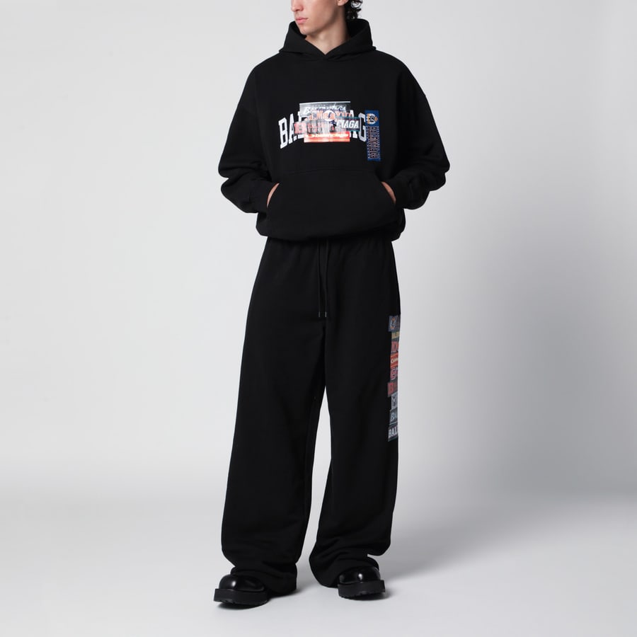 Balenciaga Felpa con cappuccio nera con stampa logo, view 2