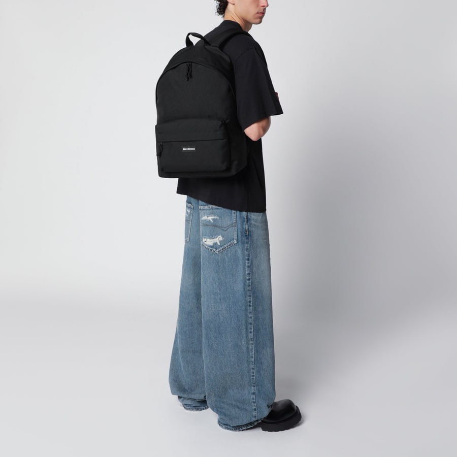 Balenciaga Zaino Explorer nero con patch logo, view 2