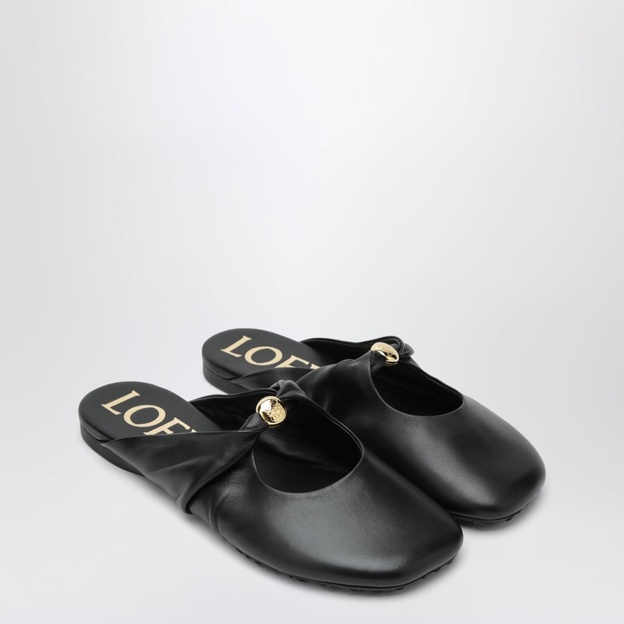 Loewe Sabot Pebble in nappa di agnello neri, view 2