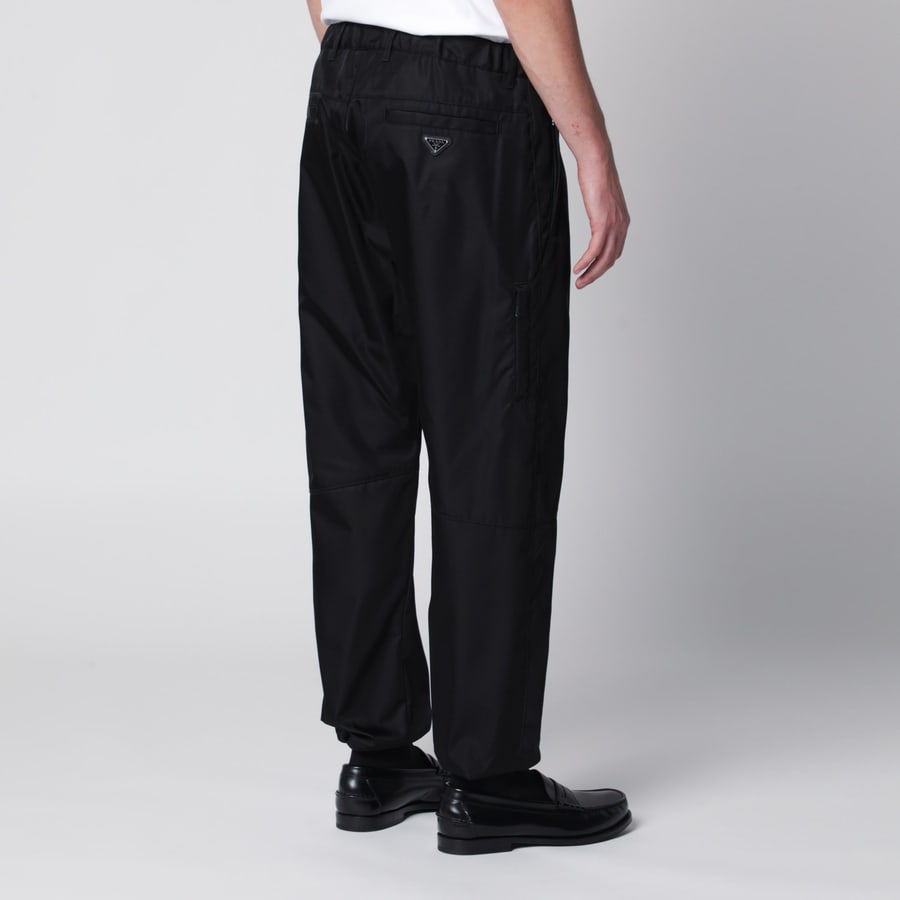 Prada Pantaloni neri in Re-Nylon, view 4