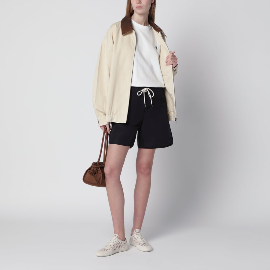 Prada Shorts in Re-Nylon nero con coulisse, view 2