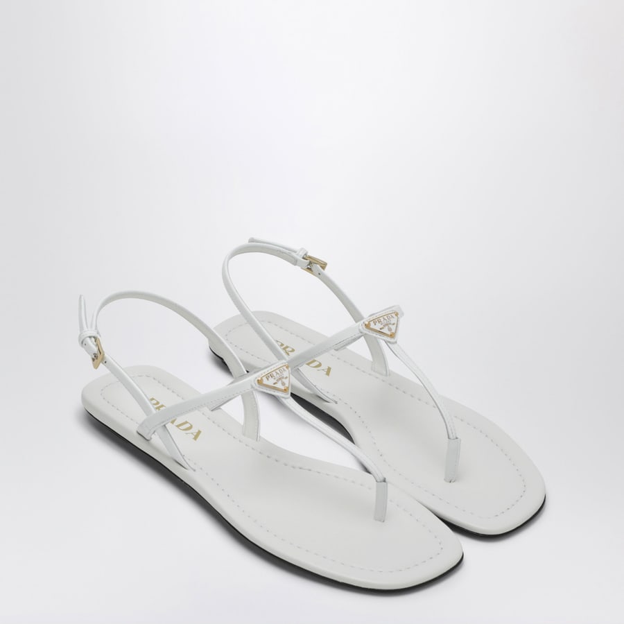Prada Sandalo infradito in vernice bianco, view 2