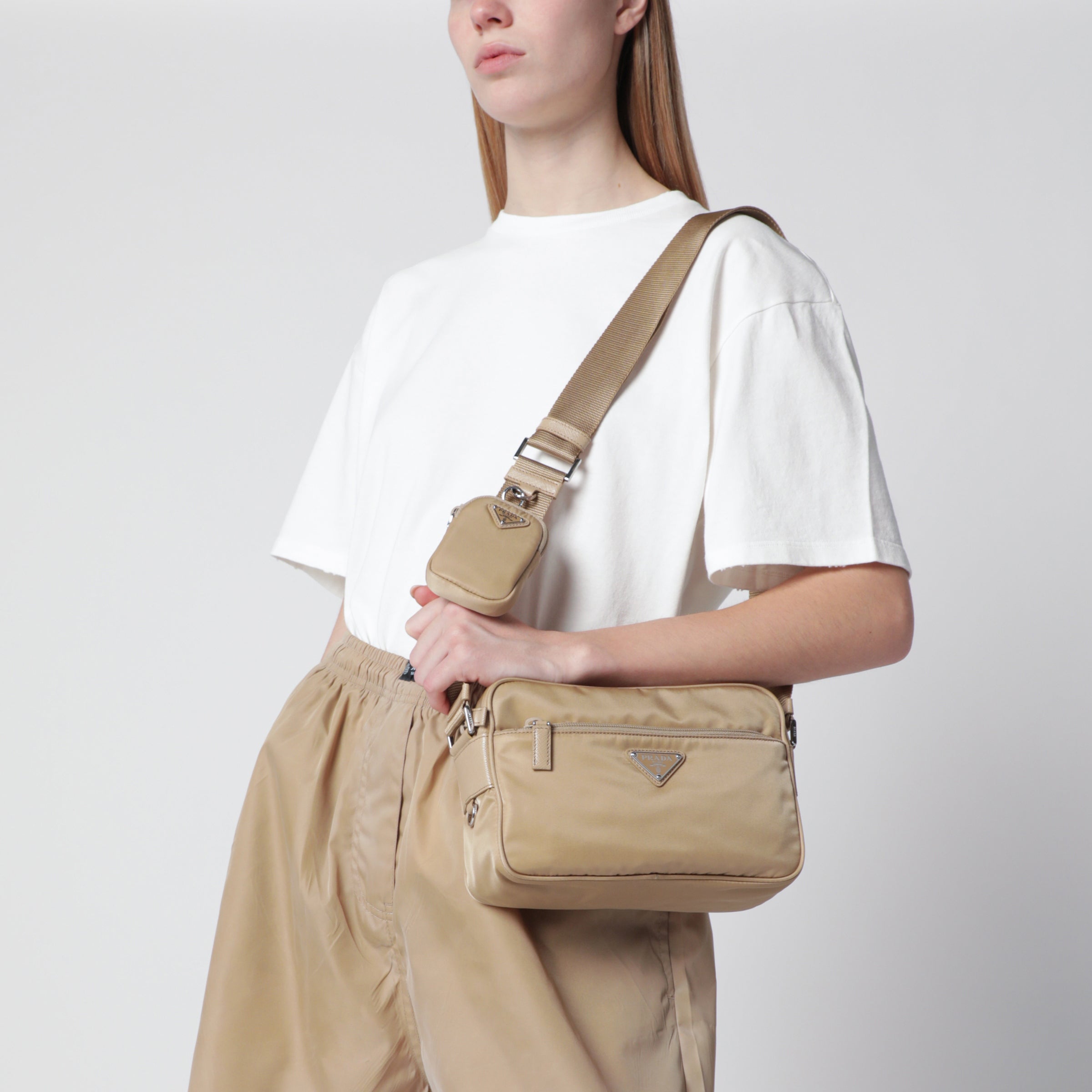 Prada Borsa a tracolla in Re-Nylon Cammello