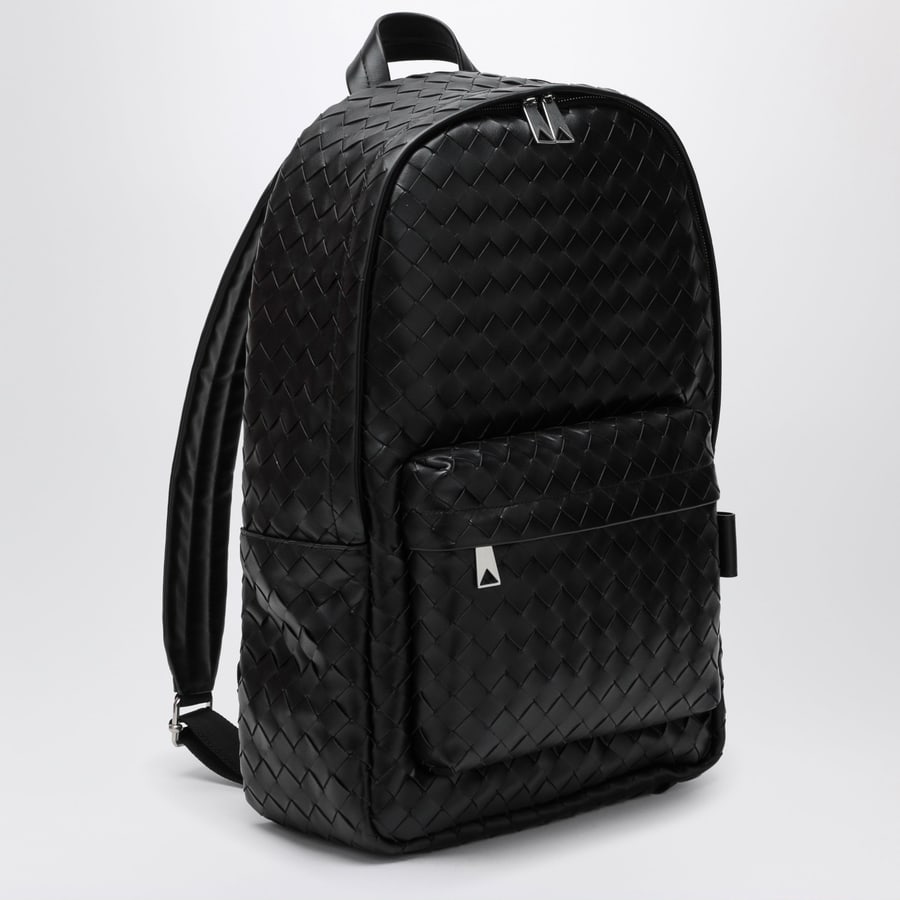 Bottega Veneta Zaino medio nero in Intrecciato, view 2
