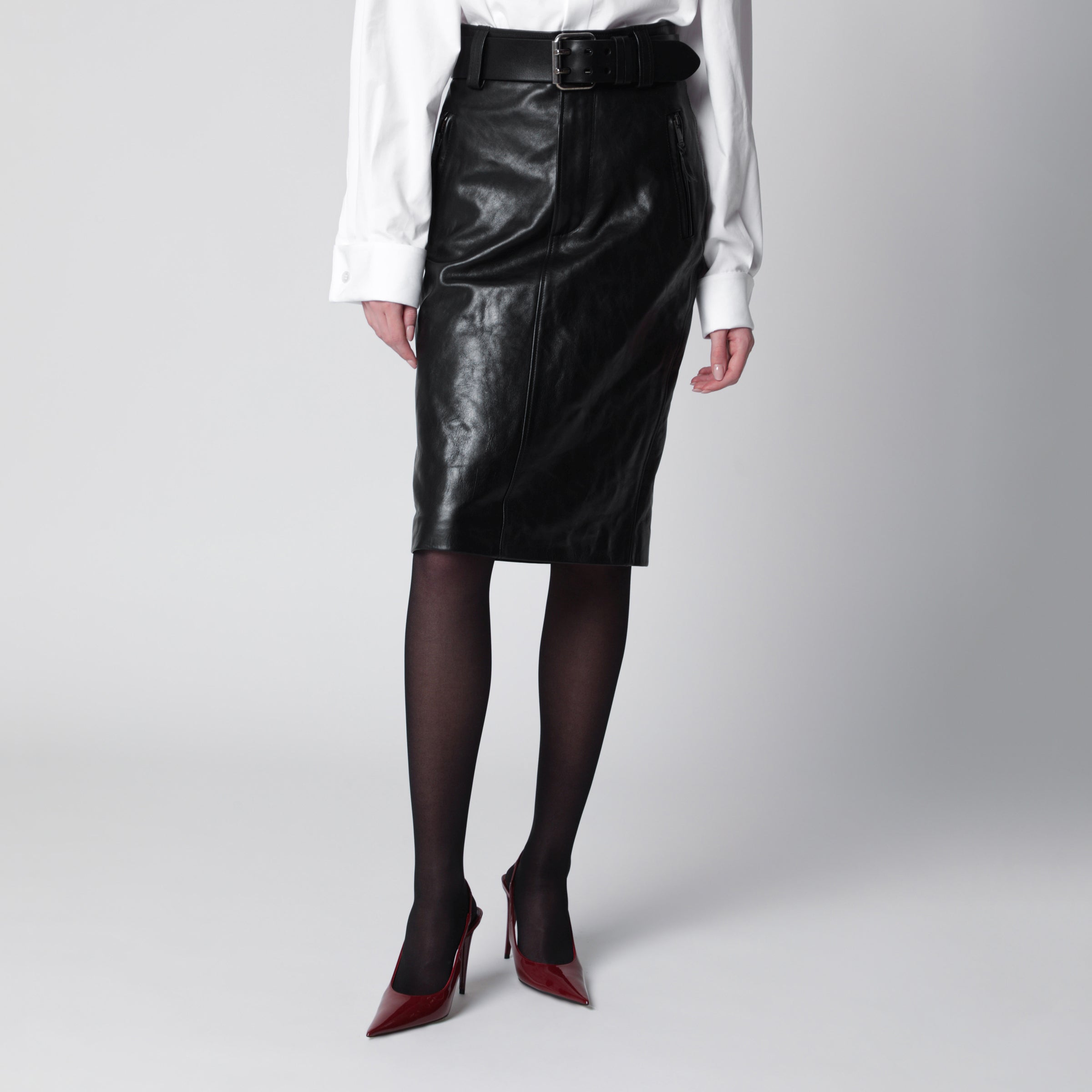 Saint Laurent Gonna a matita con cintura in pelle stropicciata nera