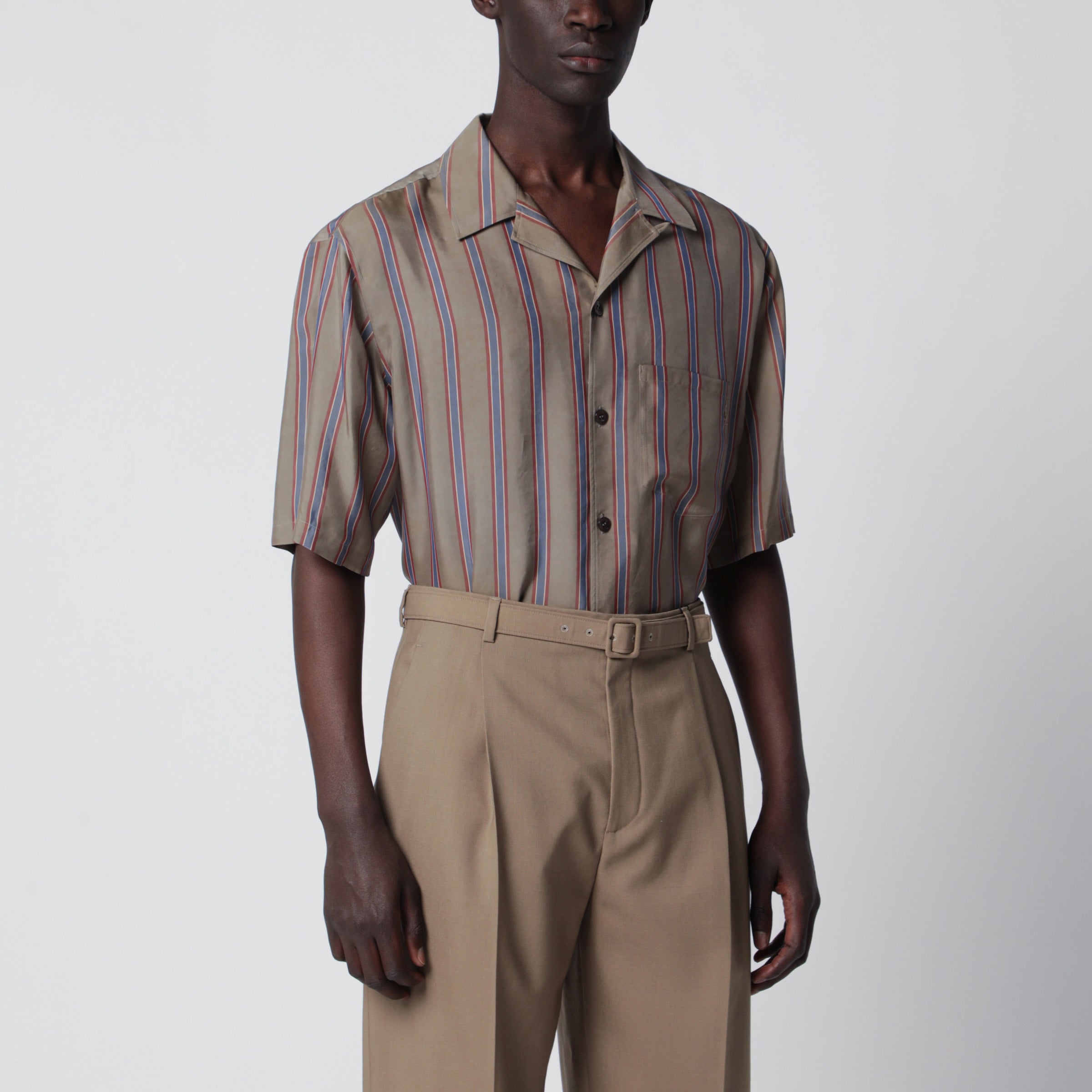 Saint Laurent Camicia boxy a maniche corte in cupro marrone