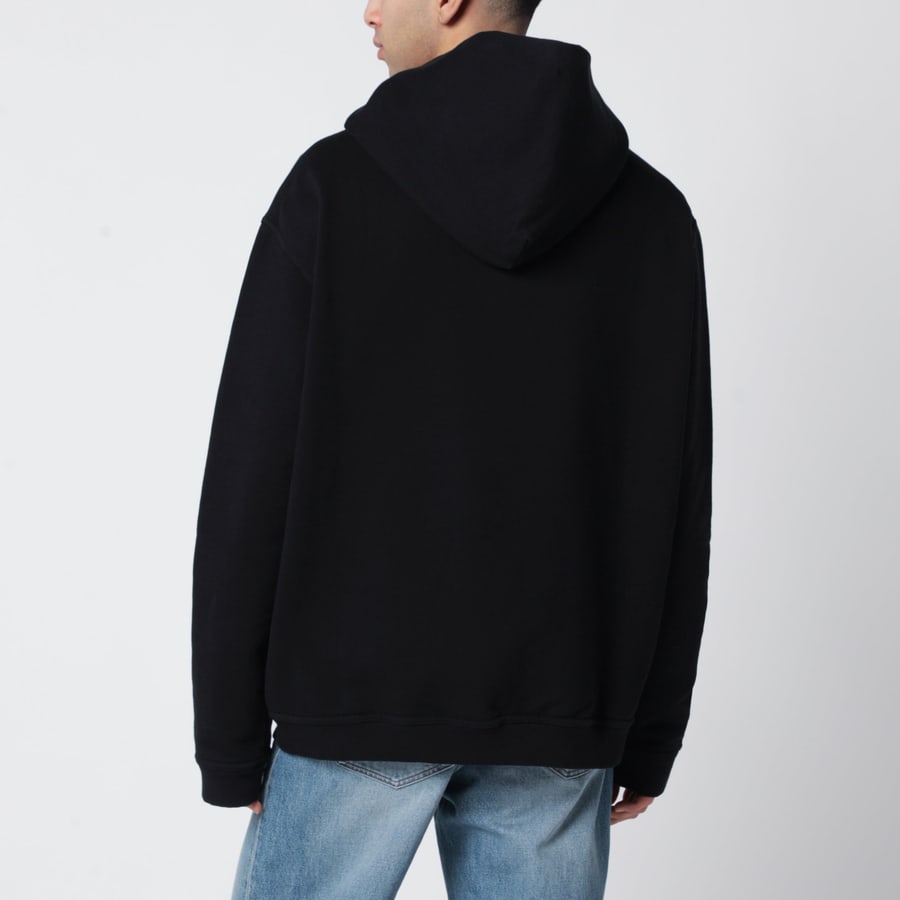 Maison Margiela Felpa con cappuccio nera con logo rovesciato, view 3