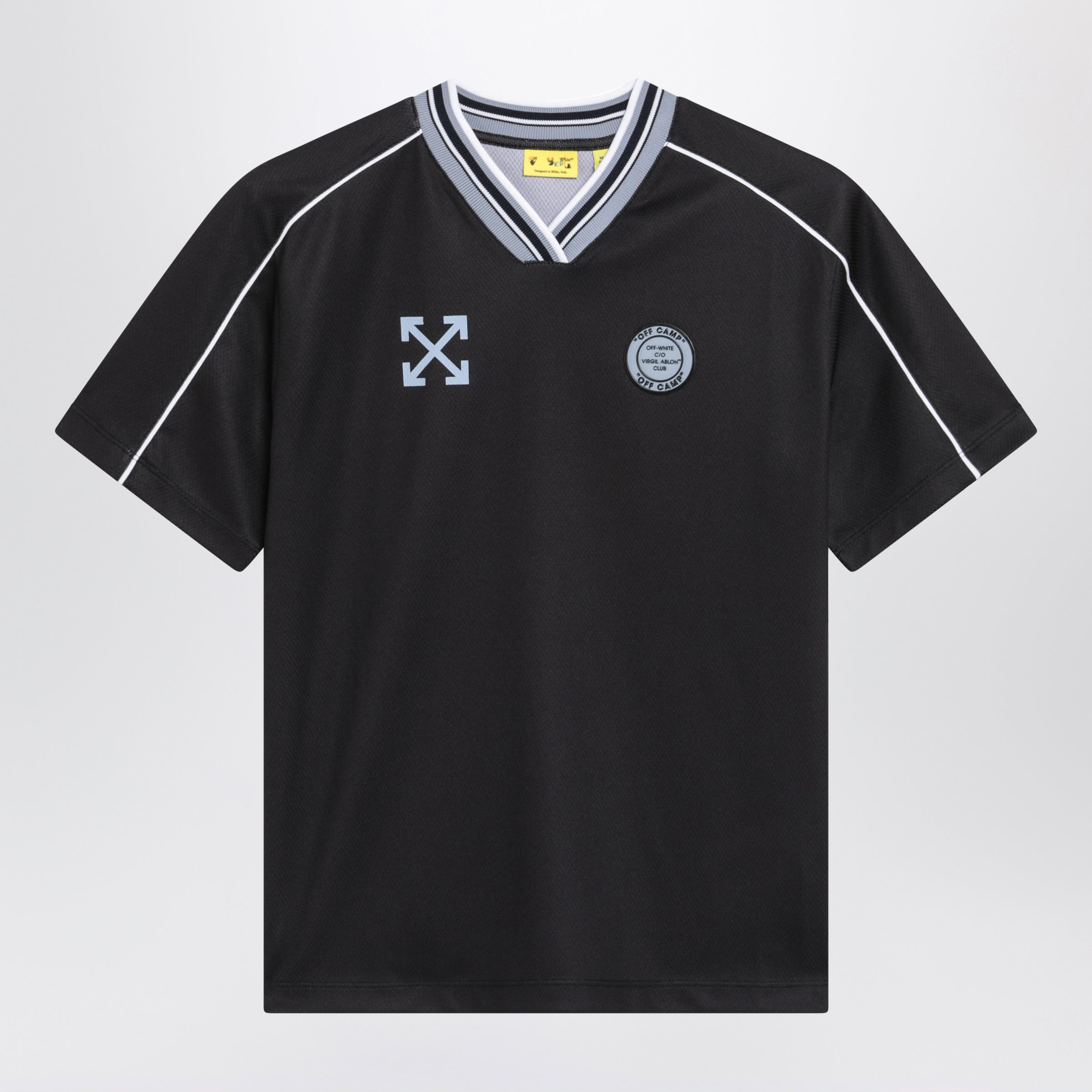 Off-White Maglia da calcio nera con patch logo