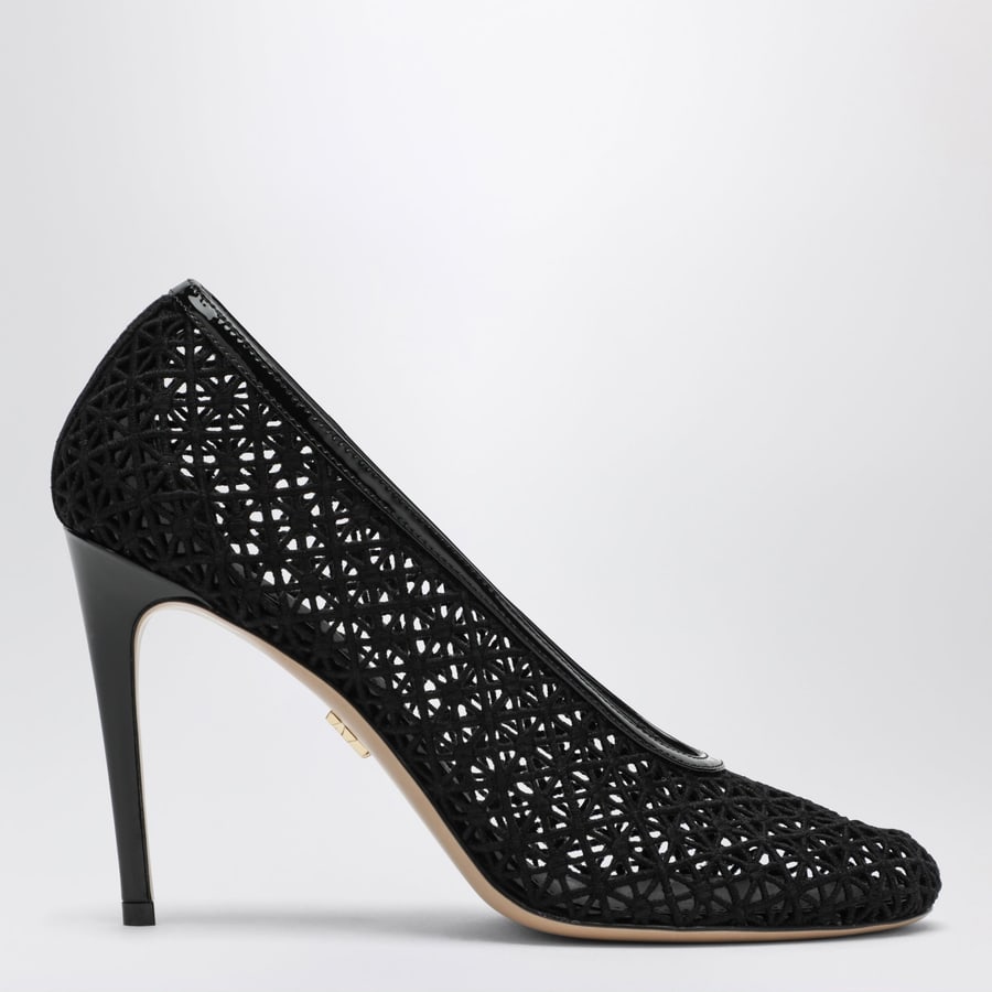 Ferragamo Pump nera in macramè