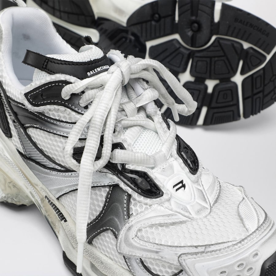 Balenciaga Sneakers Runner 2 Gradient bianca/nera, view 5