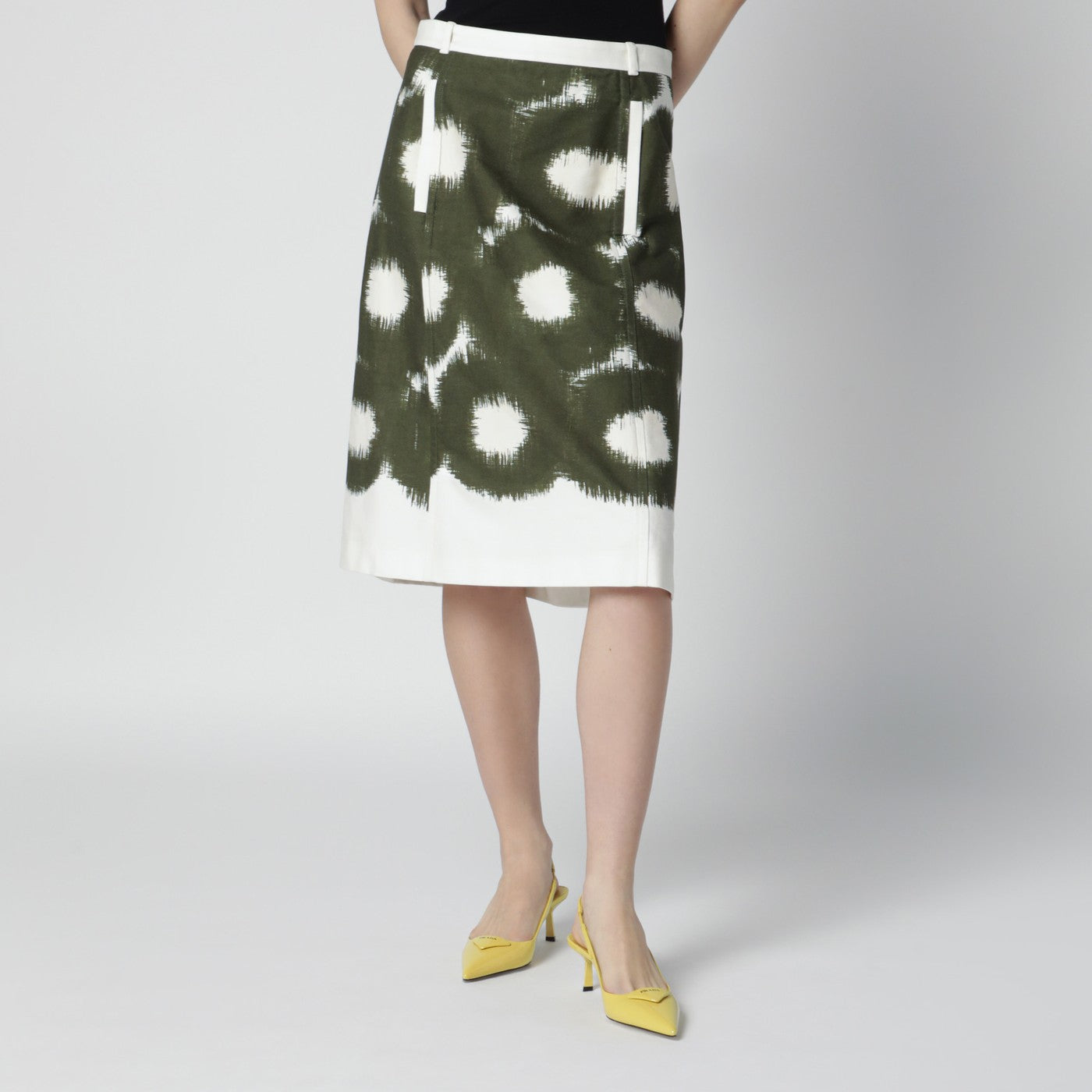 Prada Gonna con fantasia verde militare in cotone