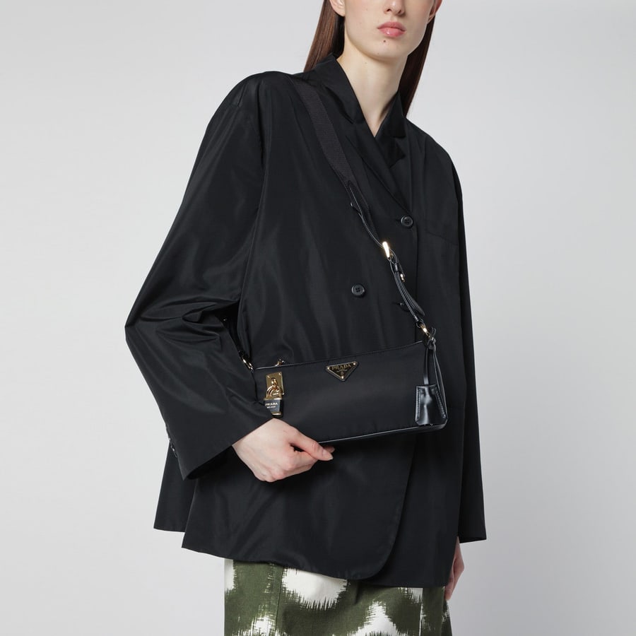 Prada Borsa in Re-Nylon e pelle nera con lucchetto, view 2