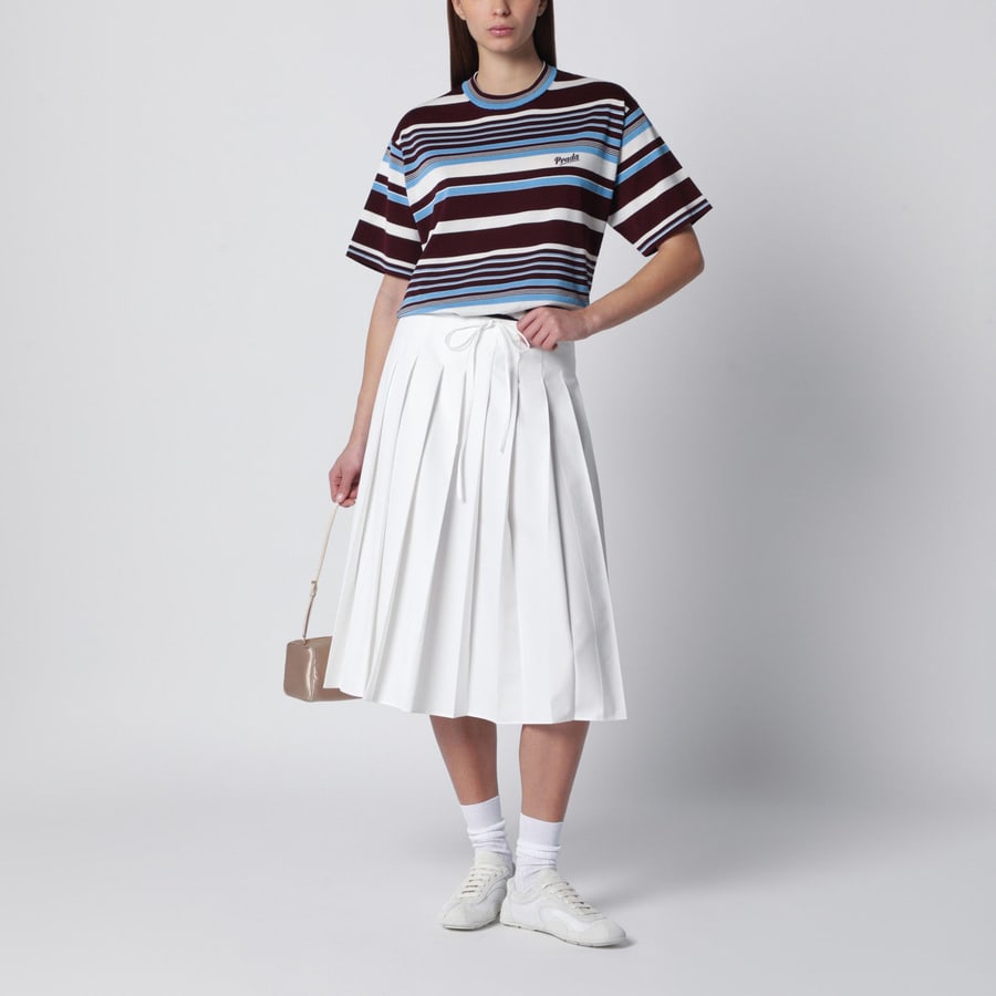 Prada T-shirt in cotone a righe amaranto e azzurre, view 2