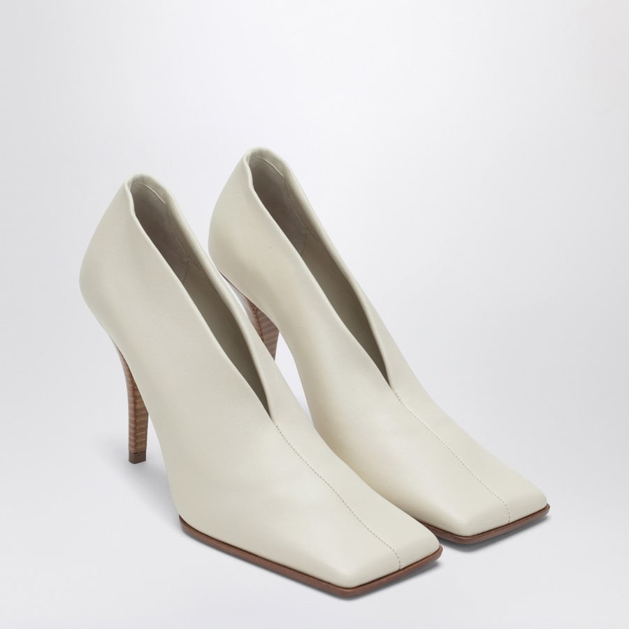Alaïa Décolleté Soft Square avorio, view 2