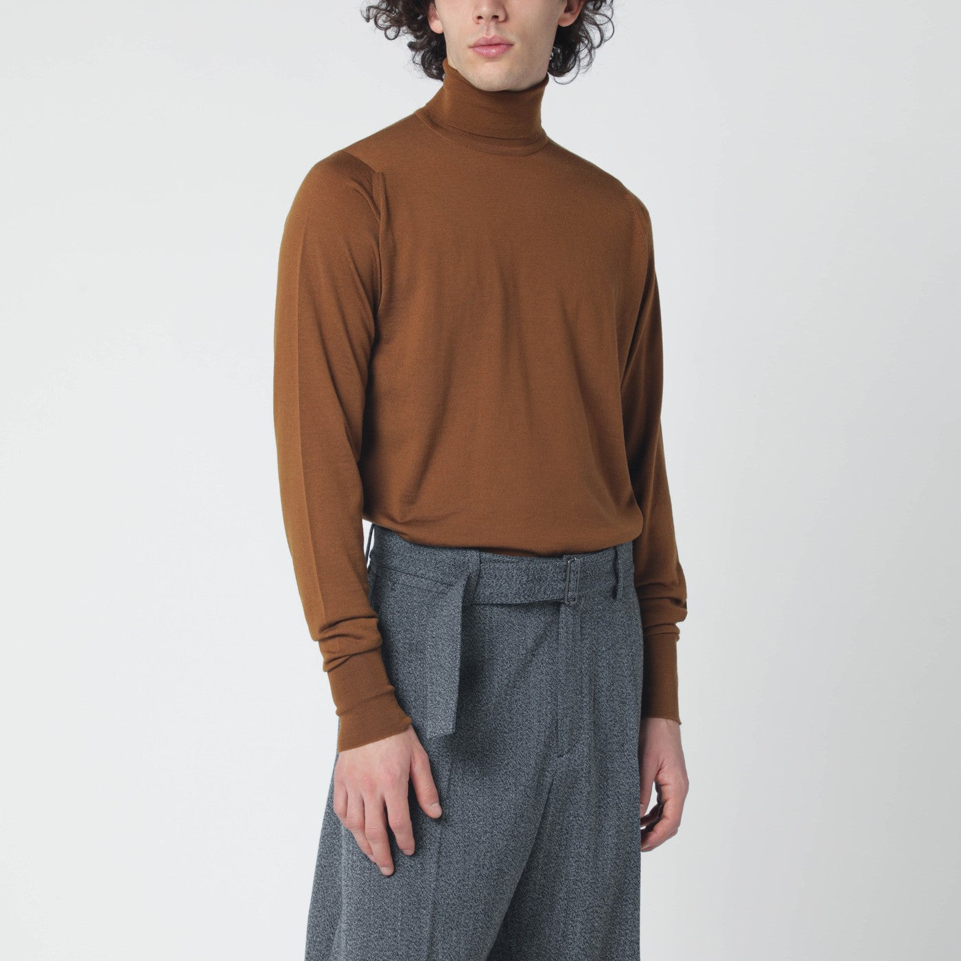 JOHN SMEDLEY Maglia dolcevita marrone in lana