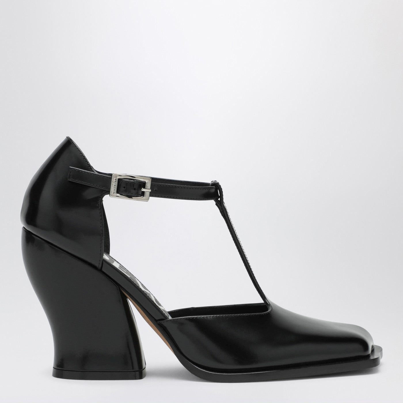 Loewe Décolleté T-bar Onda nero in pelle spazzolata