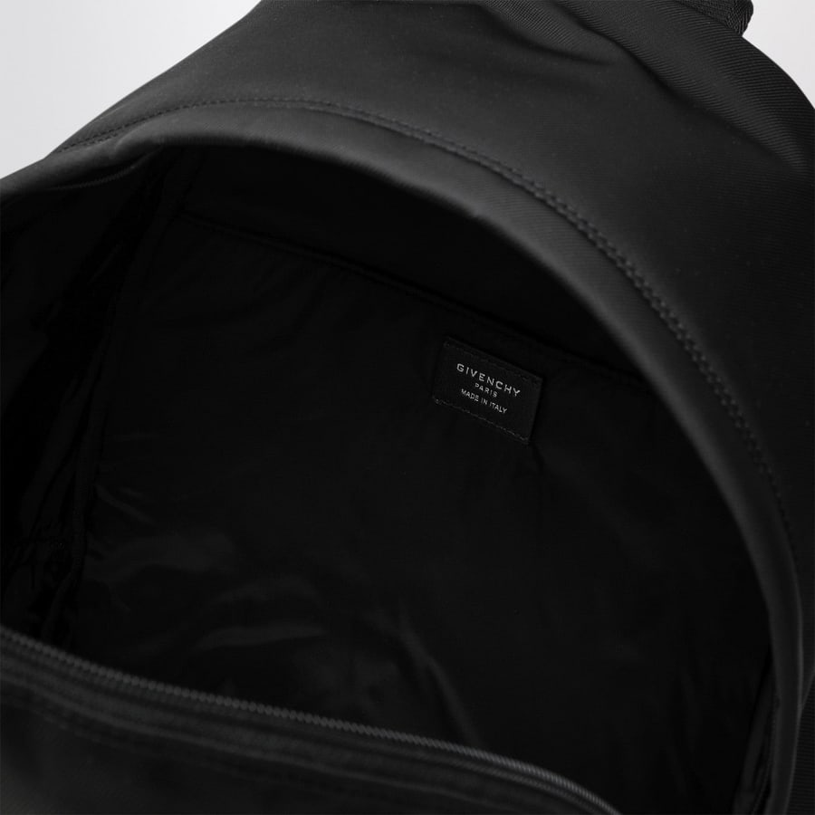 Givenchy Zaino Essential U in nylon nero, view 5