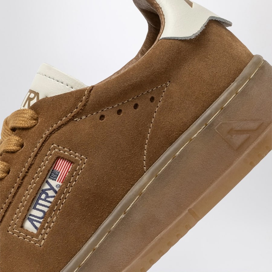 Autry Sneakers Dallas in suede marrone, view 6