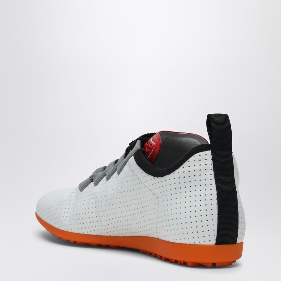 Valentino Garavani Sneakers Chromathon bianca in nappa traforata, view 4