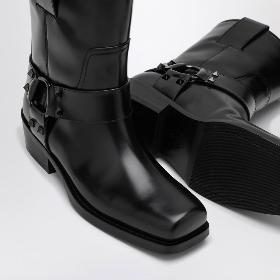 Valentino Garavani Stivale basso Biker Rockstud nero in pelle, view 5